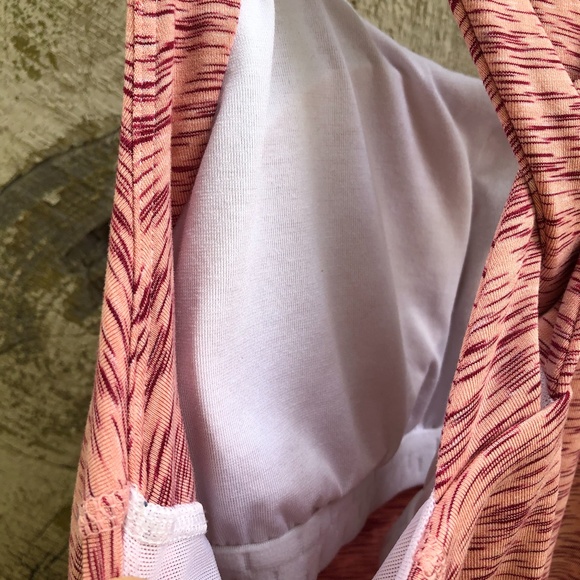 Lucy | pink crisscrossed back workout tank top - Picture 5 of 5